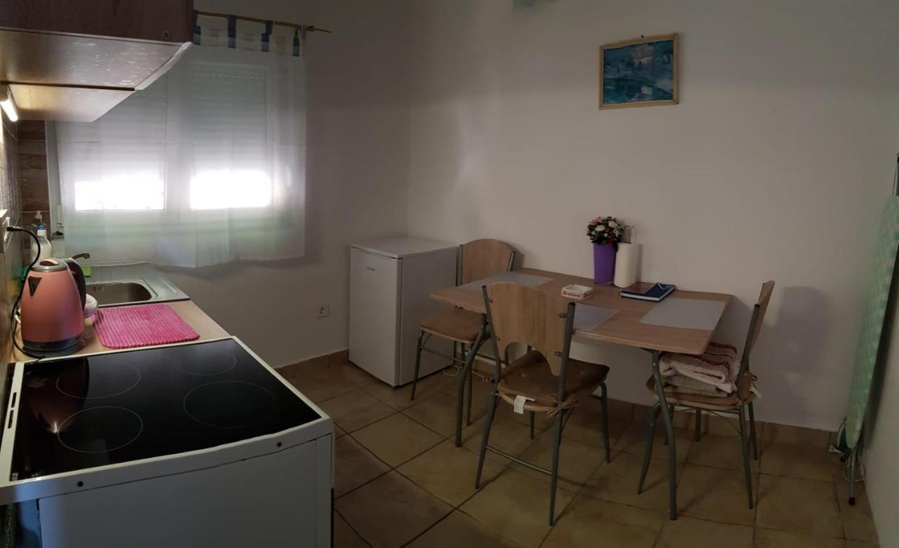 Apartment Mip Tisno Bagian luar foto