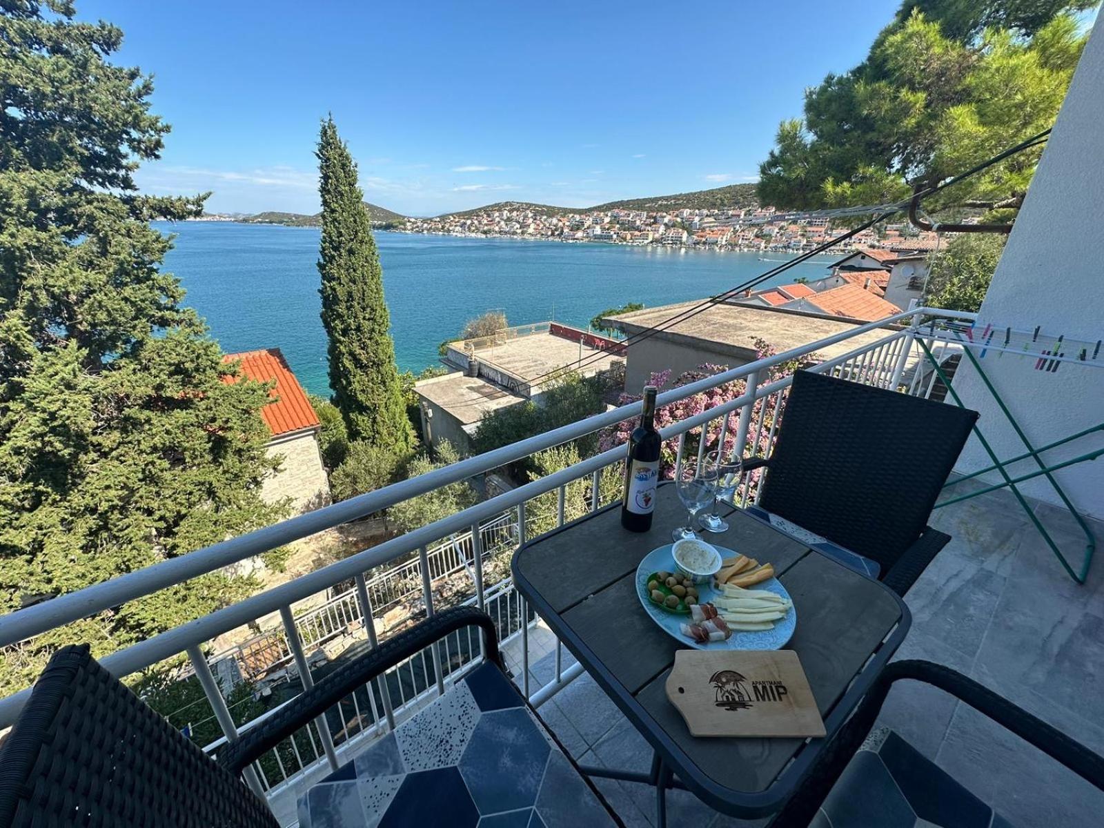 Apartment Mip Tisno Bagian luar foto