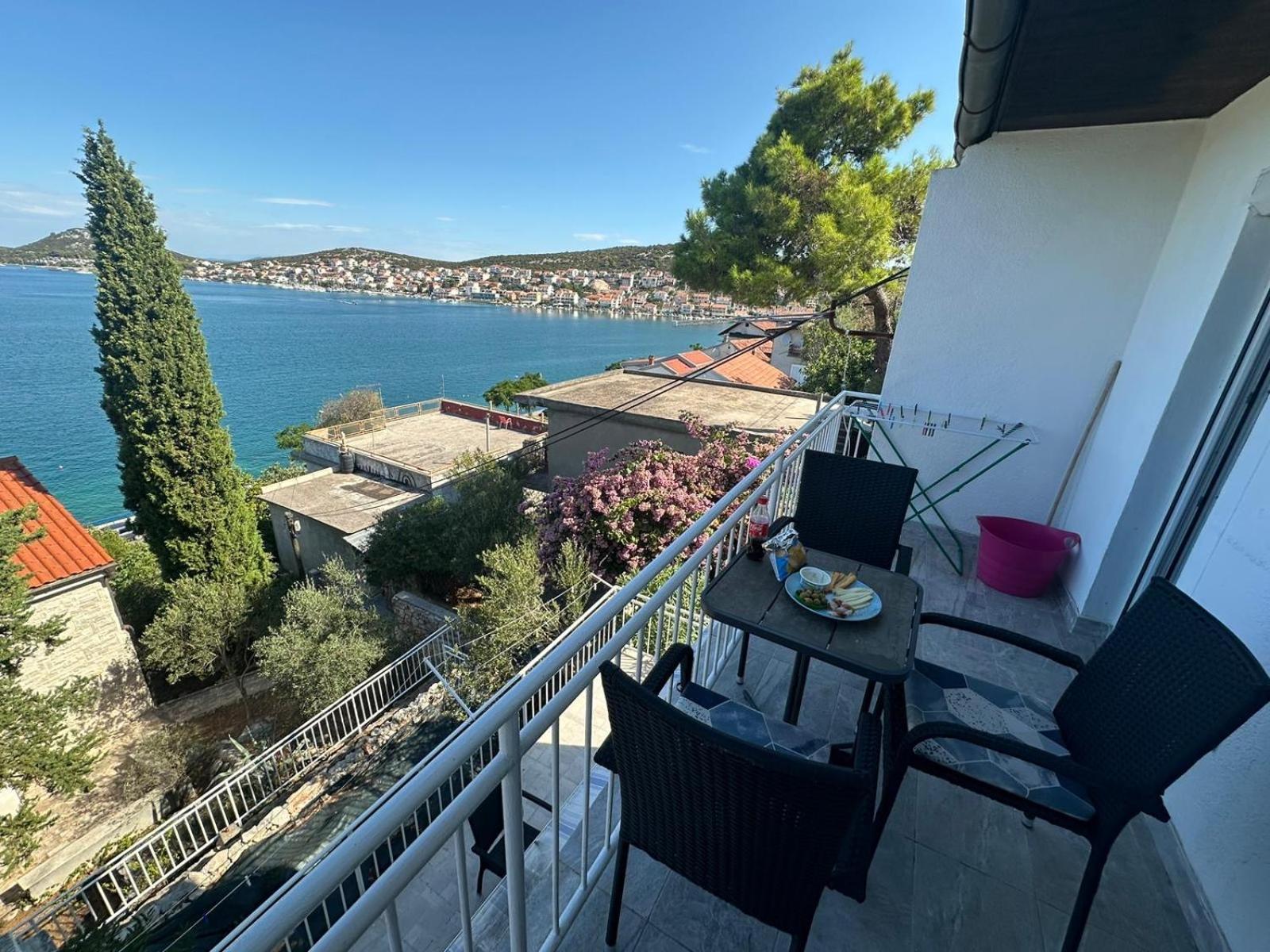 Apartment Mip Tisno Bagian luar foto