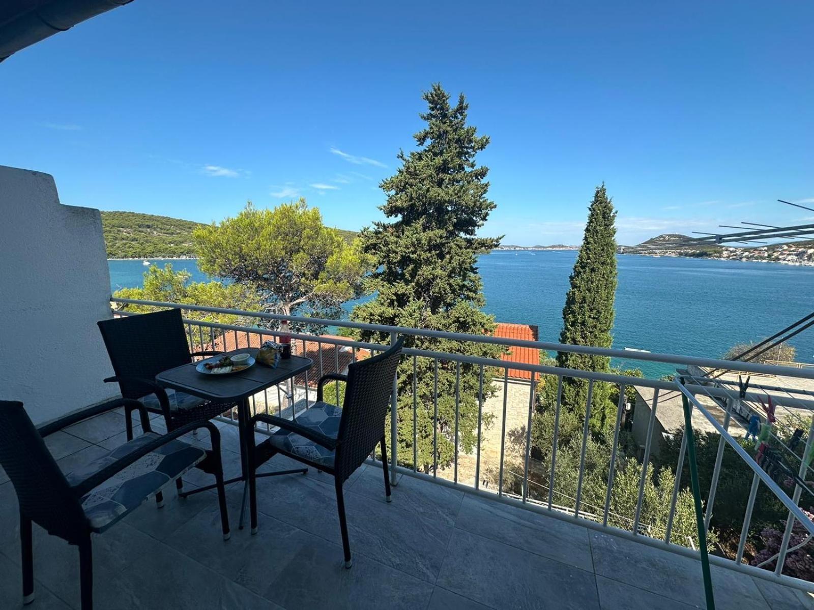 Apartment Mip Tisno Bagian luar foto