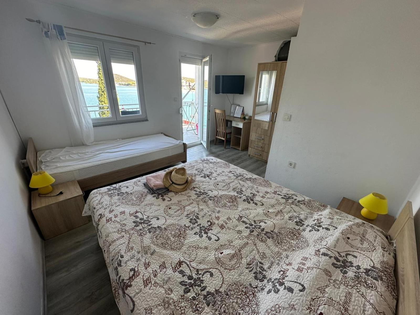 Apartment Mip Tisno Bagian luar foto