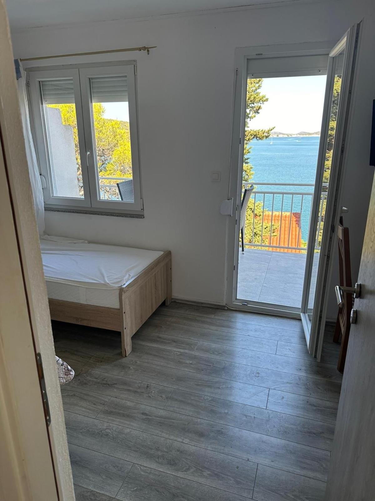 Apartment Mip Tisno Bagian luar foto